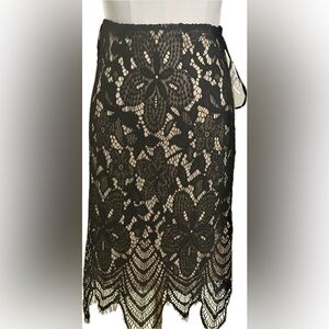 DESIGN LAB  Black Lace Skirt